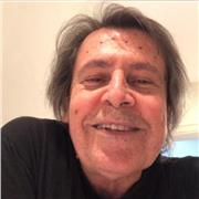 Professor com mais de 30 anos de experiência